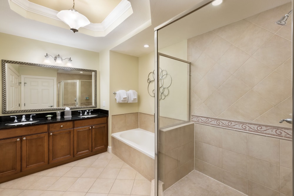 Reunion Resort & Golf Club — Hotel rooms in Kissimmee, Florida