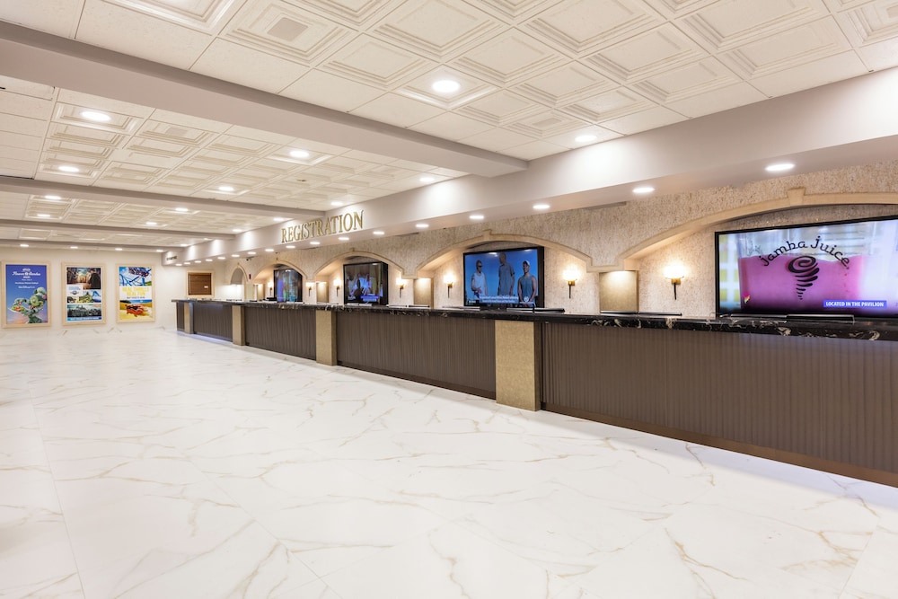 Westgate Lakes Resort & Spa Universal Studios Area — Hotel building in Orlando, Florida