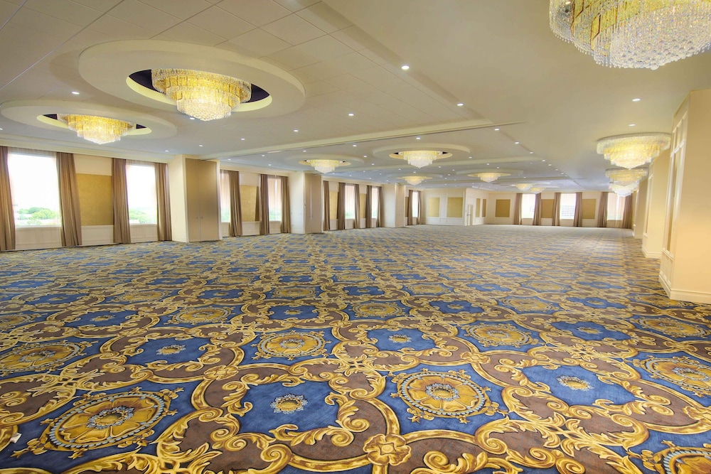 Westgate Lakes Resort & Spa Universal Studios Area — Hotel building in Orlando, Florida