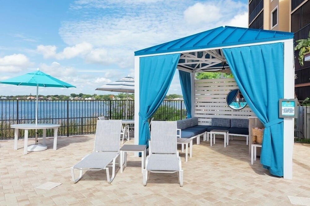 Westgate Lakes Resort & Spa Universal Studios Area — Swimming pool in Orlando, Florida