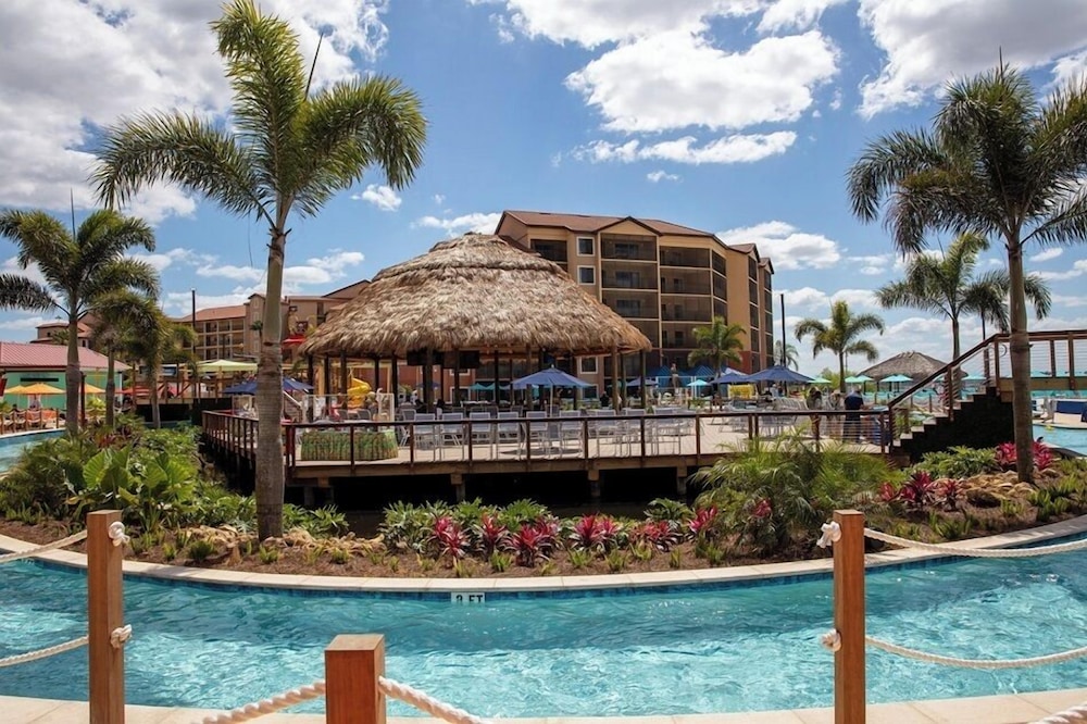 Westgate Lakes Resort & Spa Universal Studios Area — Swimming pool in Orlando, Florida