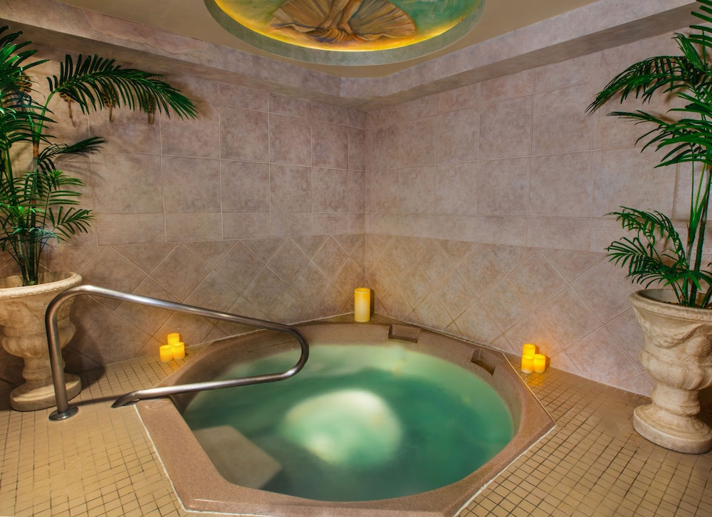 Westgate Lakes Resort & Spa Universal Studios Area — Spa in Orlando, Florida