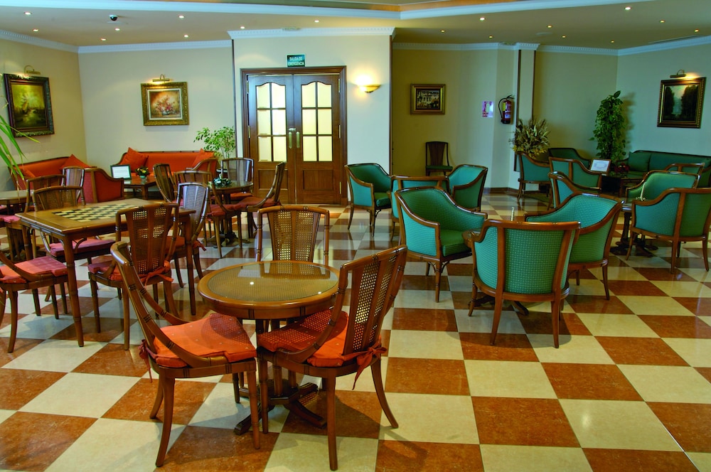 Ona Princesa Playa — Restaurant & bars in Marbella, Andalusia