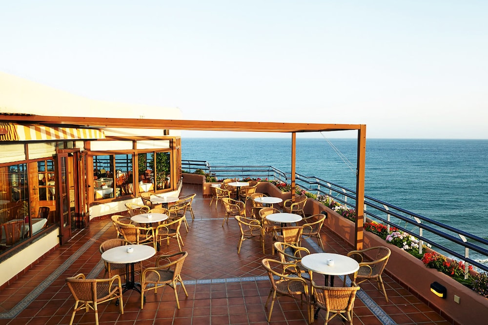 Ona Princesa Playa — Restaurant & bars in Marbella, Andalusia