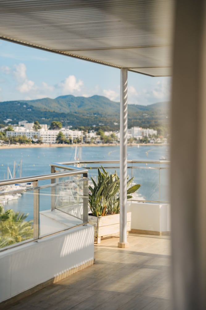 Sa Clau by Mambo — Hotel rooms in San Antonio, Balearic Islands