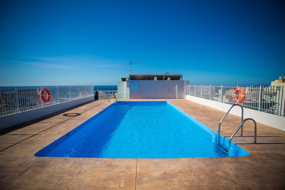 Ona Marbella Inn — Swimming pool in Marbella, Andalusia