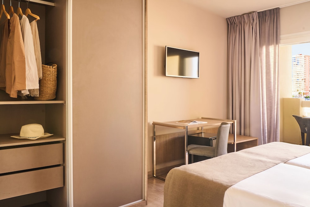 Ona Marbella Inn — Hotel rooms in Marbella, Andalusia
