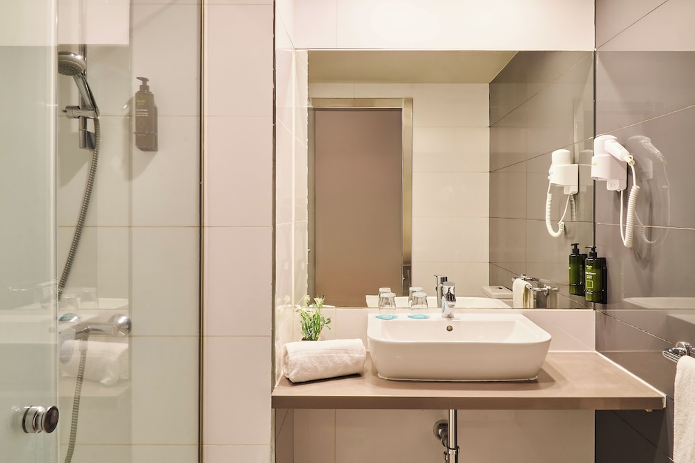 Ona Marbella Inn — Hotel rooms in Marbella, Andalusia