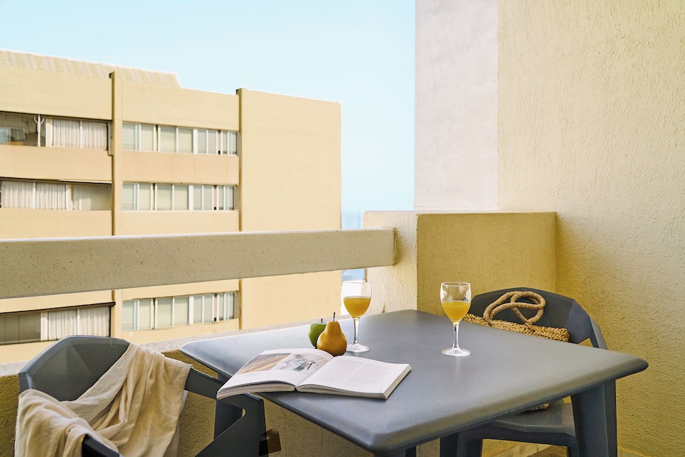 Ona Marbella Inn — Hotel building in Marbella, Andalusia
