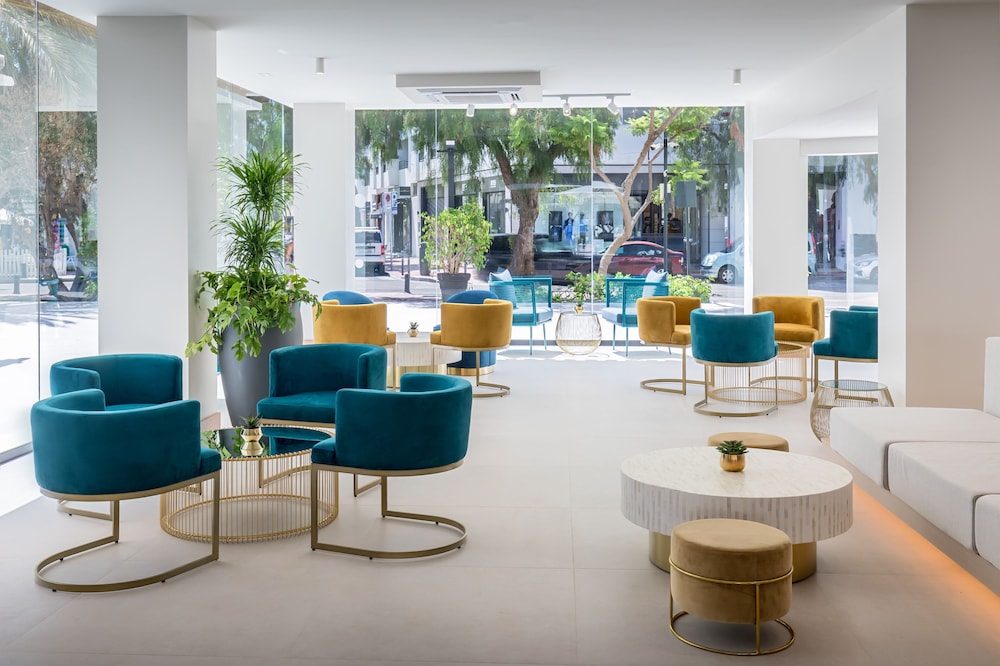 Occidental Puerto Banus — Restaurant & bars in Marbella, Andalusia