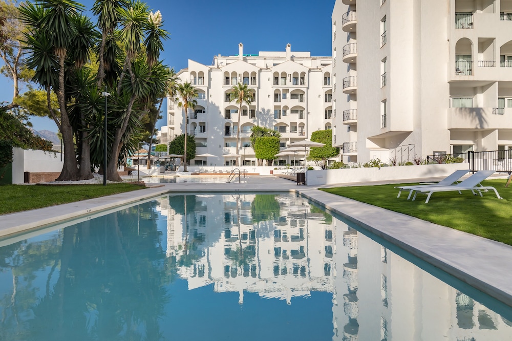Occidental Puerto Banus — Swimming pool in Marbella, Andalusia