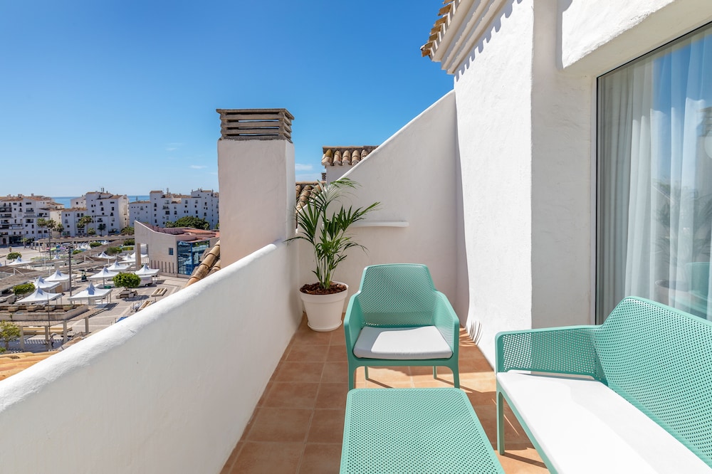 Occidental Puerto Banus — Hotel rooms in Marbella, Andalusia