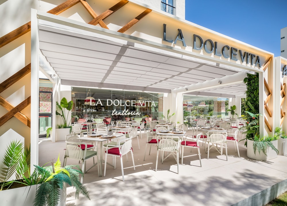 Occidental Puerto Banus — Restaurant & bars in Marbella, Andalusia