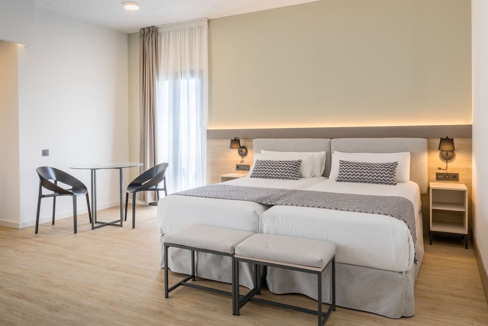 Occidental Puerto Banus — Hotel rooms in Marbella, Andalusia