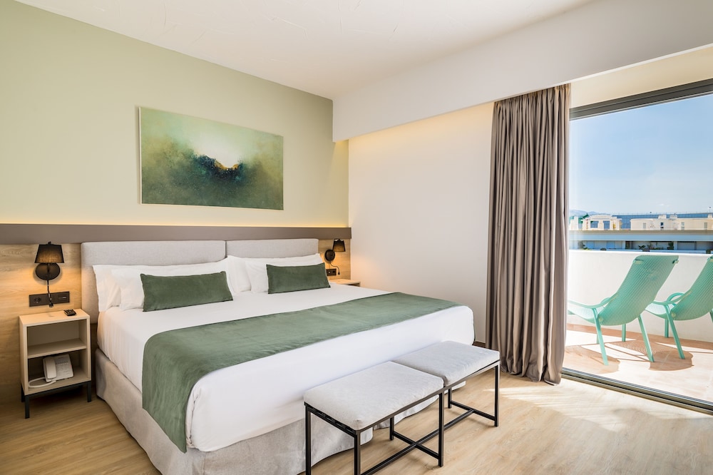Occidental Puerto Banus — Hotel rooms in Marbella, Andalusia