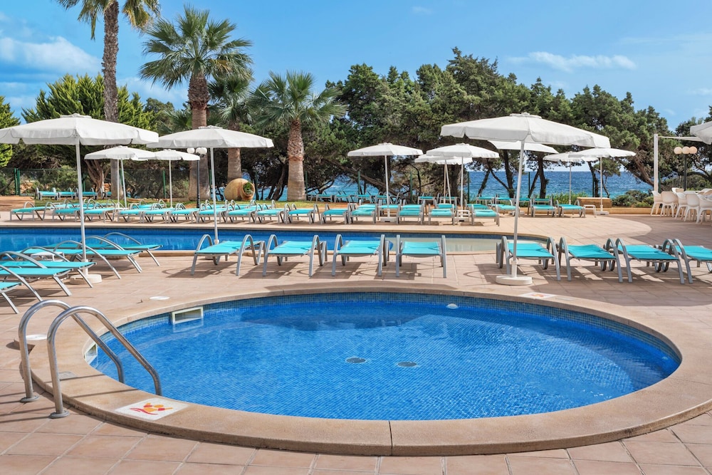 Aparthotel Tropic Garden — Swimming pool in Santa Eulalia, Balearic Islands