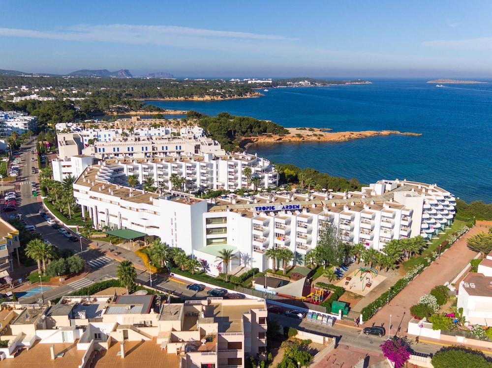 Aparthotel Tropic Garden — Hotel building in Santa Eulalia, Balearic Islands