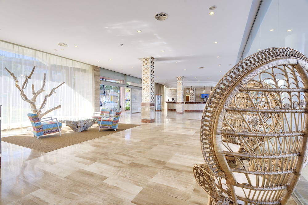 Aparthotel Tropic Garden — Hotel building in Santa Eulalia, Balearic Islands