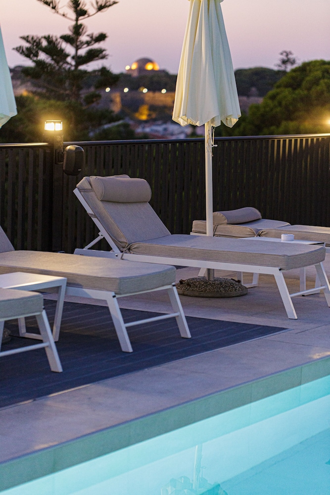 Jo An Palace Hotel — Swimming pool in Rethymnon