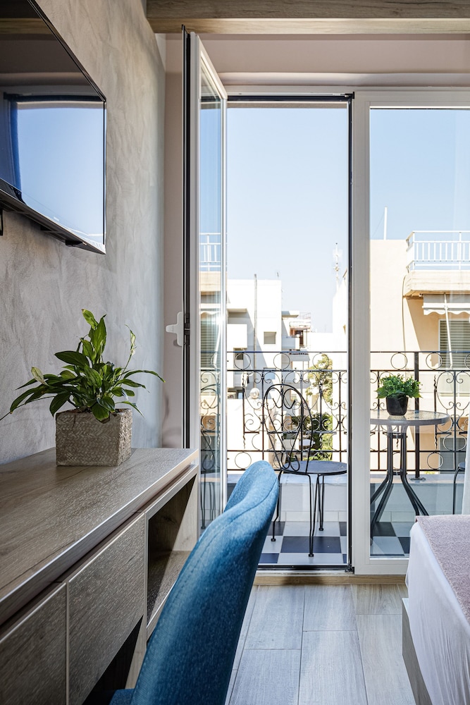 Jo An Palace Hotel — Hotel rooms in Rethymnon