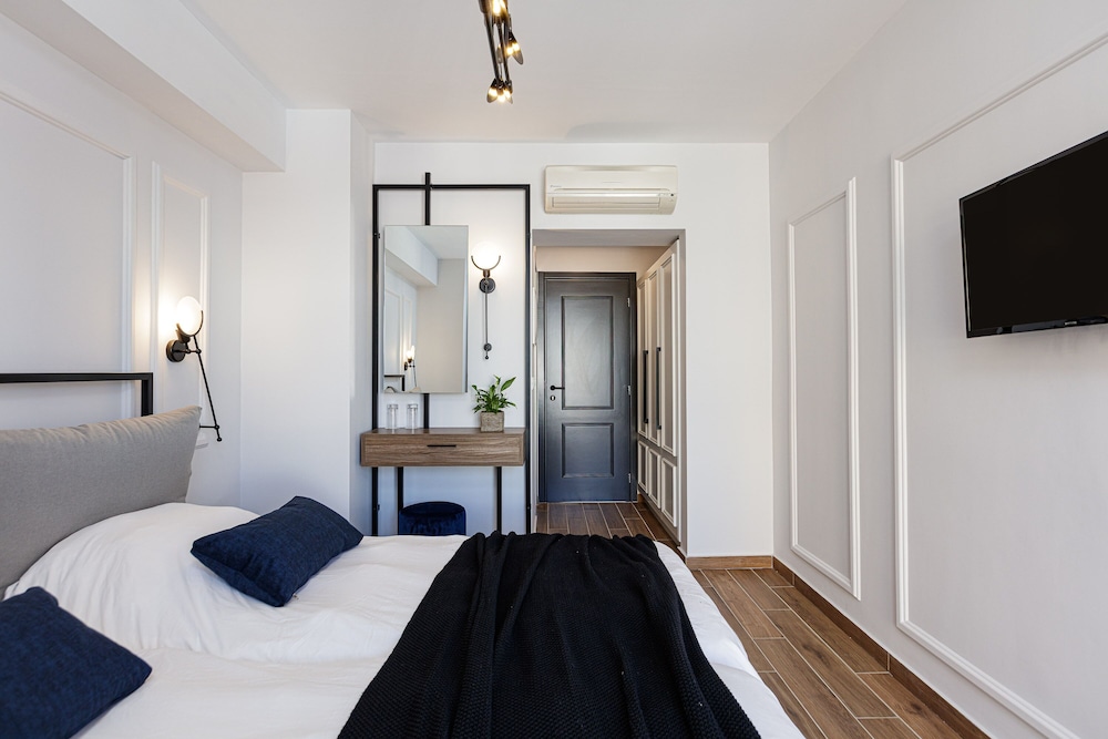 Jo An Palace Hotel — Hotel rooms in Rethymnon