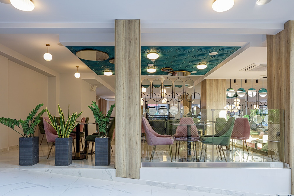 Jo An Palace Hotel — Restaurant & bars in Rethymnon