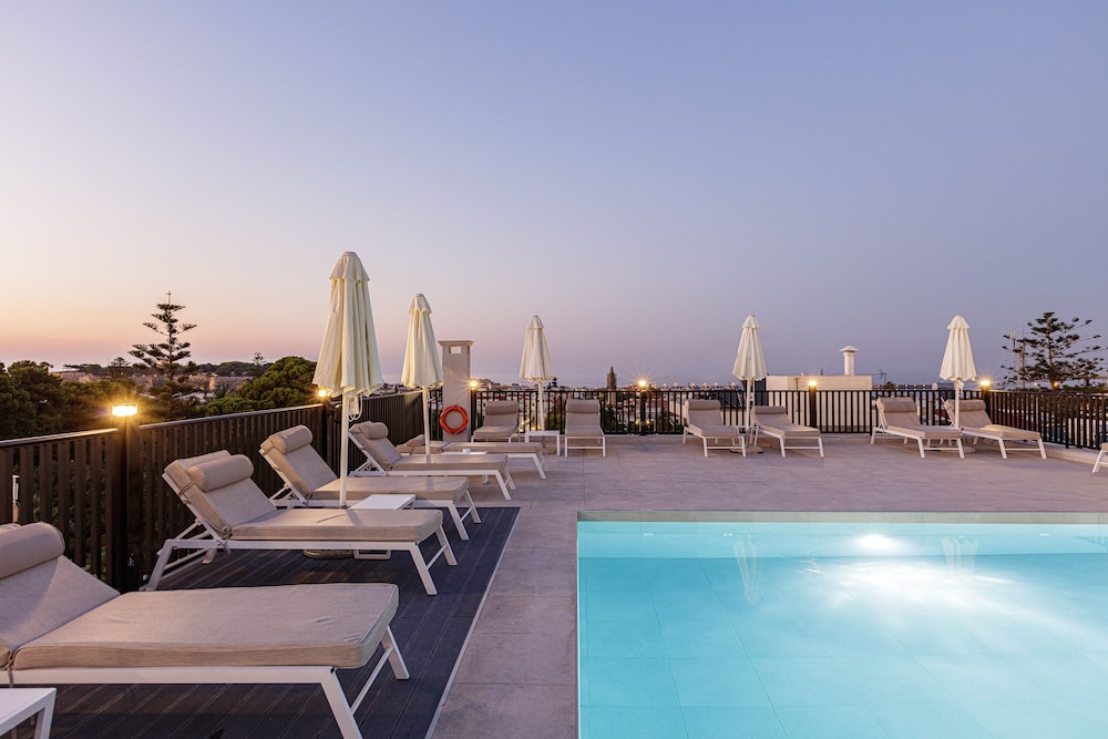 Jo An Palace Hotel — Swimming pool in Rethymnon