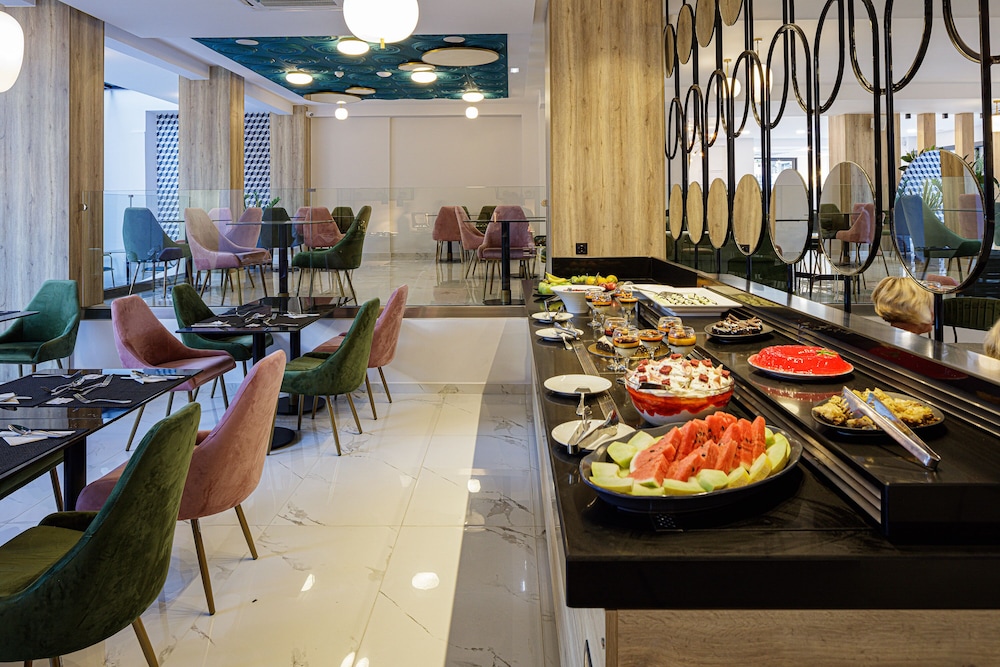 Jo An Palace Hotel — Restaurant & bars in Rethymnon