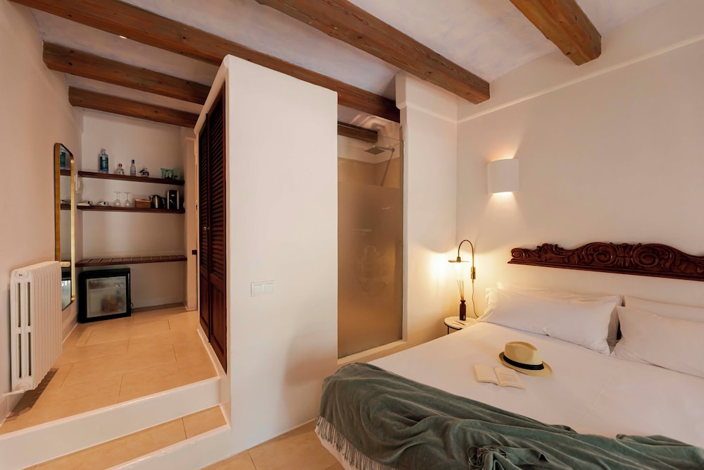Ca Na Xica - Hotel & Spa — Hotel rooms in Santa Eulalia, Balearic Islands
