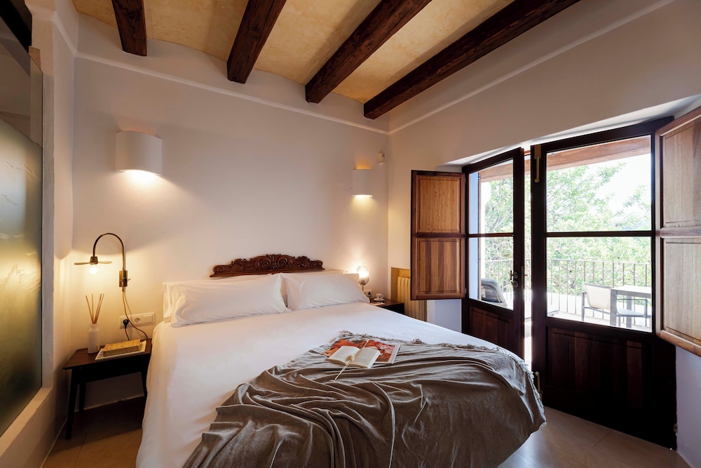 Ca Na Xica - Hotel & Spa — Hotel rooms in Santa Eulalia, Balearic Islands