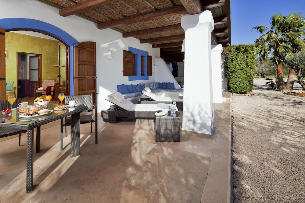 Ca Na Xica - Hotel & Spa — Hotel building in Santa Eulalia, Balearic Islands