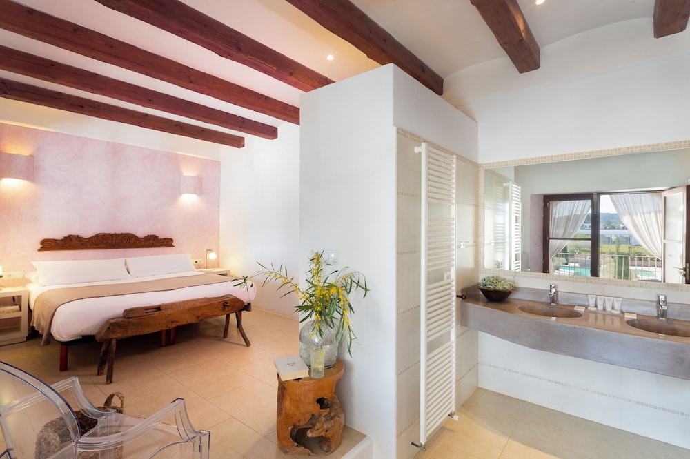 Ca Na Xica - Hotel & Spa — Hotel rooms in Santa Eulalia, Balearic Islands