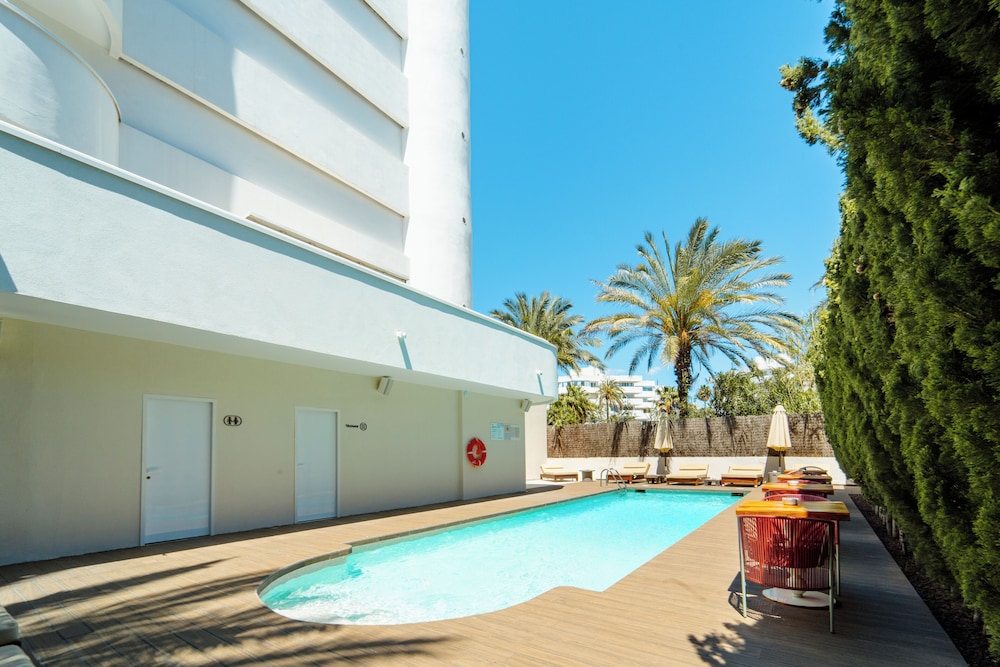 Pacha Hotel - zdjęcie 2