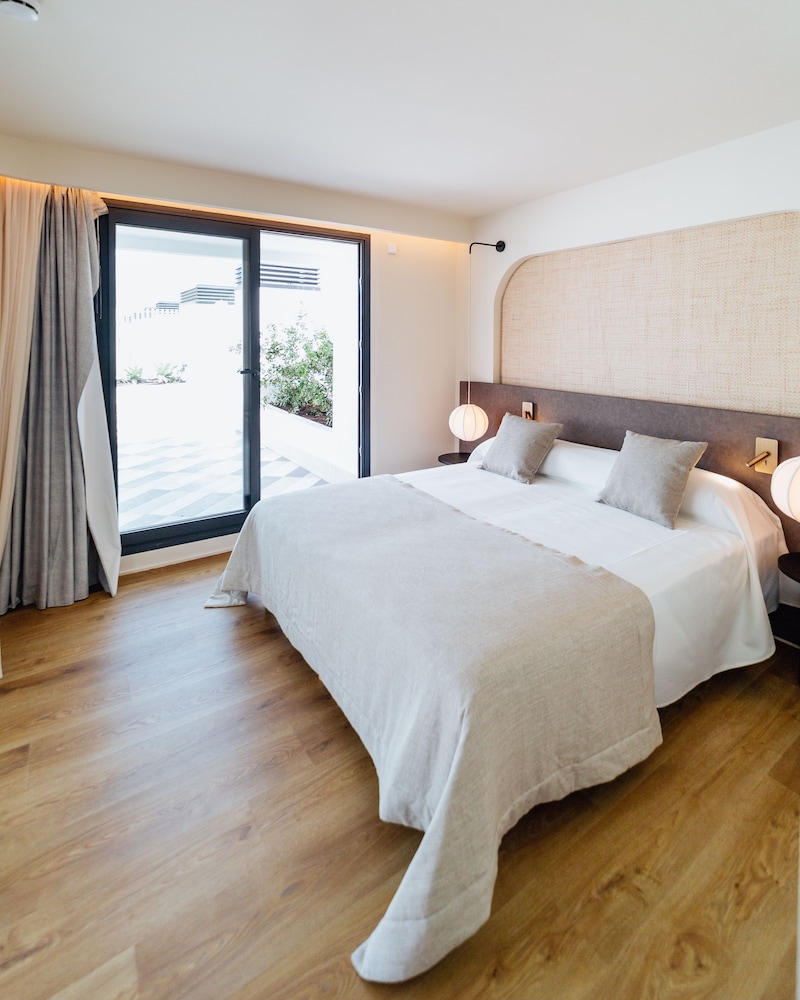 Pacha Hotel — Hotel rooms in Ibiza Town, Balearic Islands