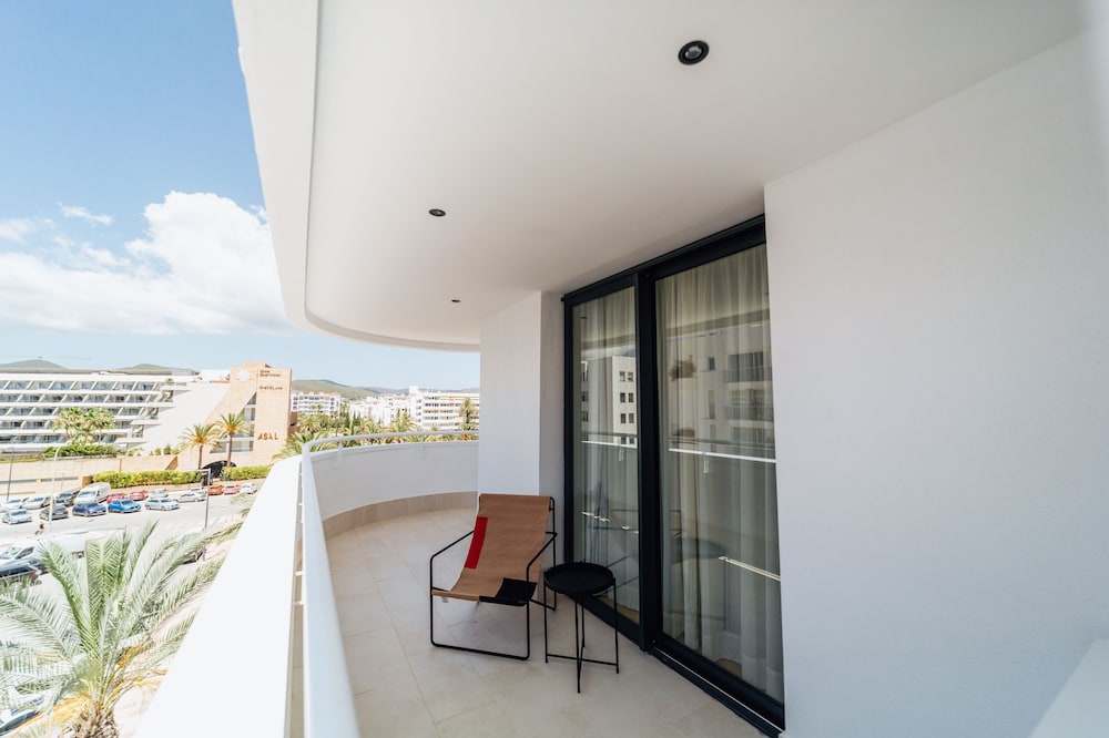 Pacha Hotel — Hotel rooms in Ibiza Town, Balearic Islands