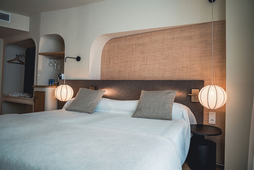Pacha Hotel — Hotel rooms in Ibiza Town, Balearic Islands