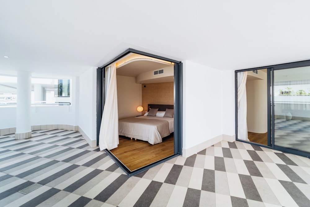 Pacha Hotel — Hotel rooms in Ibiza Town, Balearic Islands
