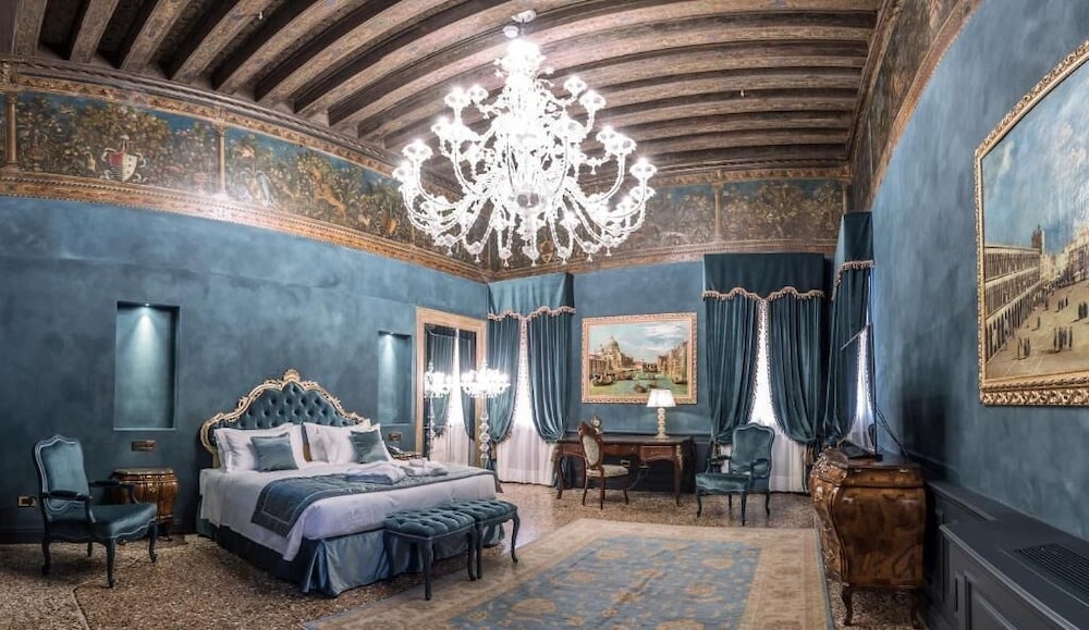 Hotel Nani Mocenigo Palace — Hotel rooms in Venice, Veneto