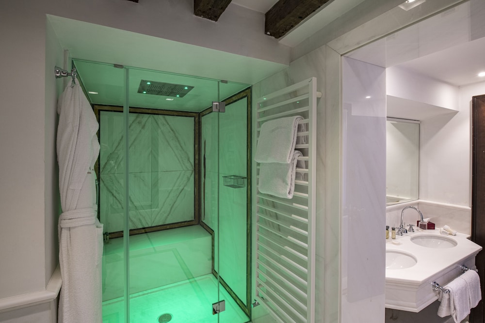 Hotel Nani Mocenigo Palace — Spa in Venice, Veneto