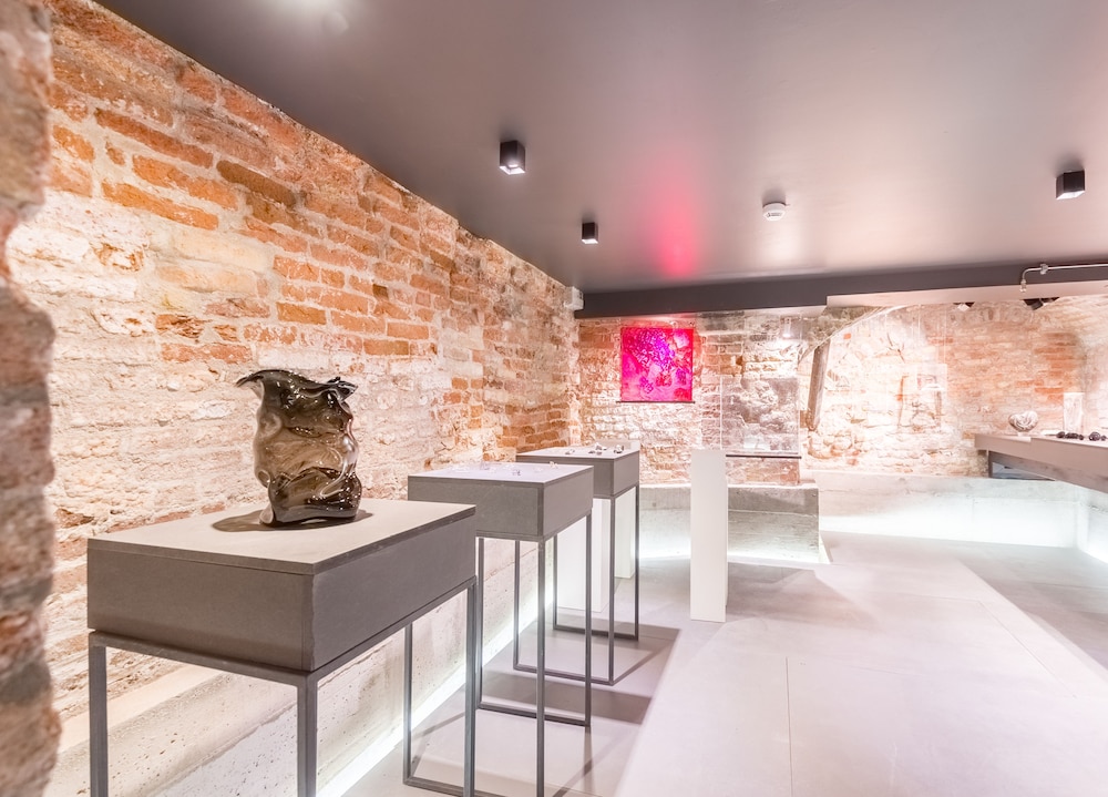 Hotel Nani Mocenigo Palace — Hotel building in Venice, Veneto