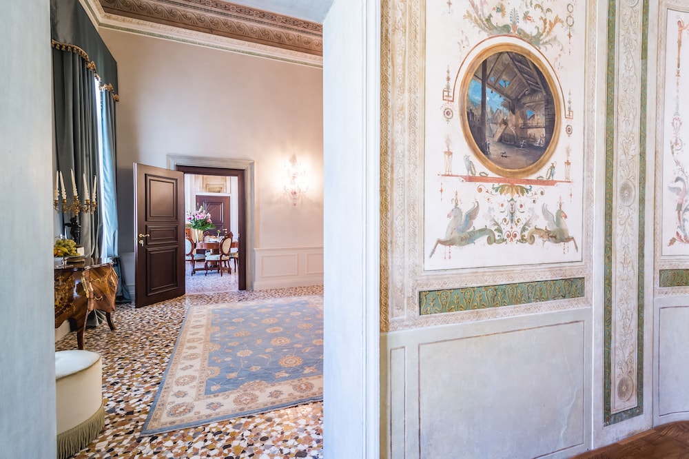 Hotel Nani Mocenigo Palace — Hotel building in Venice, Veneto