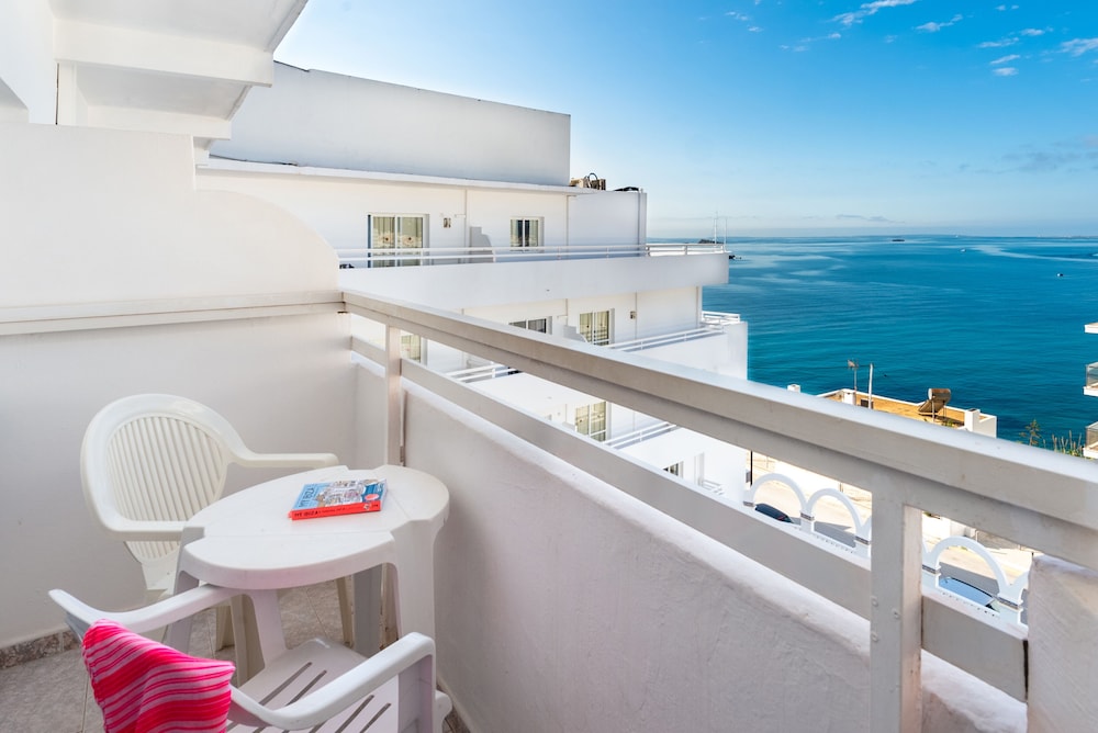 Aparthotel Vibra Lux Mar — Hotel rooms in Ibiza Town, Balearic Islands