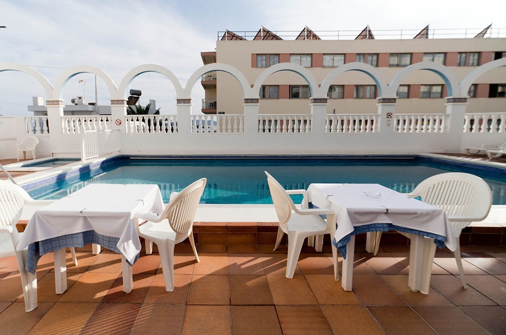 Aparthotel Vibra Lux Mar — Swimming pool in Ibiza Town, Balearic Islands