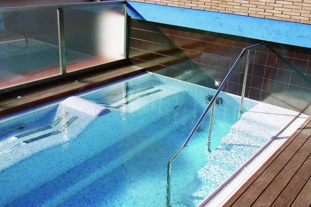Hotel Num — Spa in Salou, Catalonia