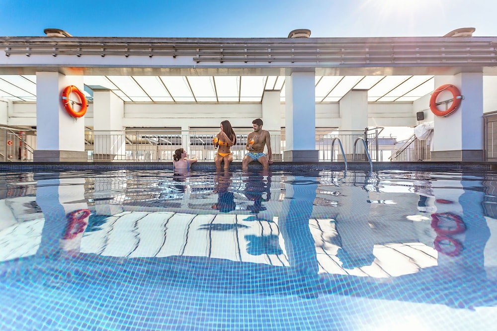 Hotel Num — Main photo in Salou, Catalonia