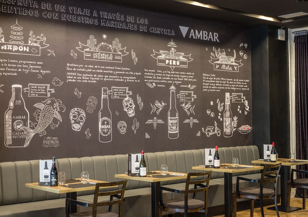 Hotel Num — Restaurant & bars in Salou, Catalonia