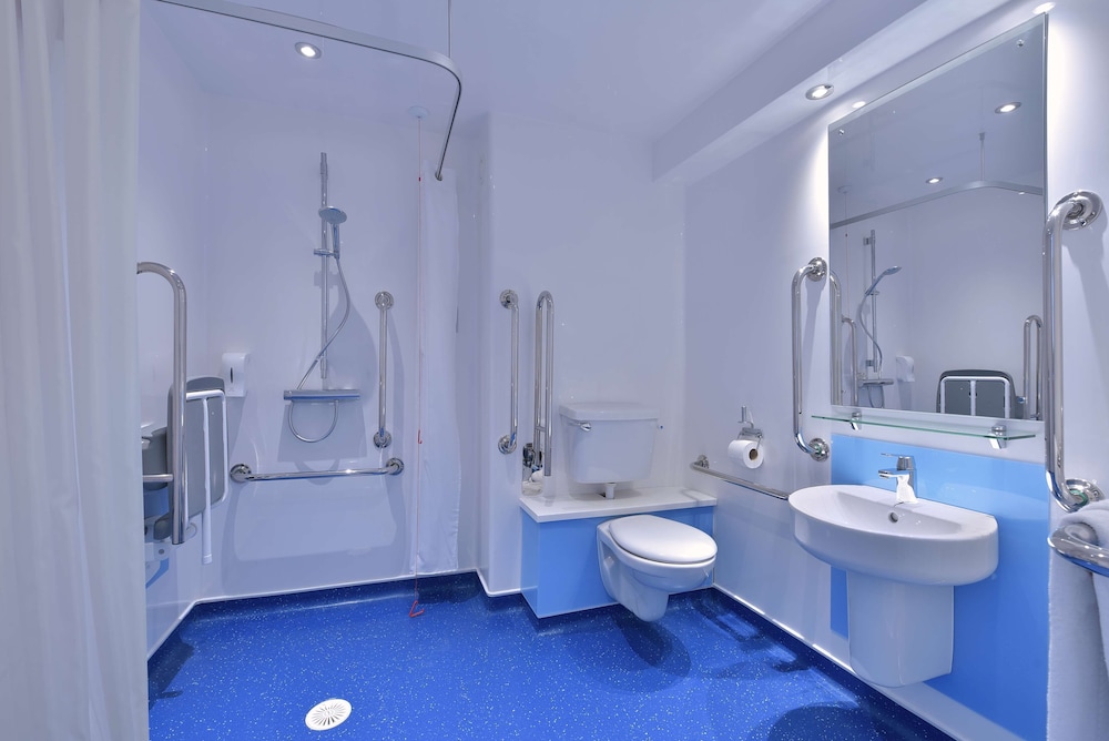 Hotel Travelodge Barcelona Fira — Hotel rooms in Barcelona, Catalonia