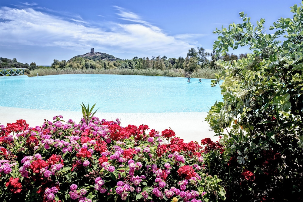 Veridia Resort Sardinia, A Member Of Radisson Individuals — Swimming pool in Domus de Maria, Sardinia