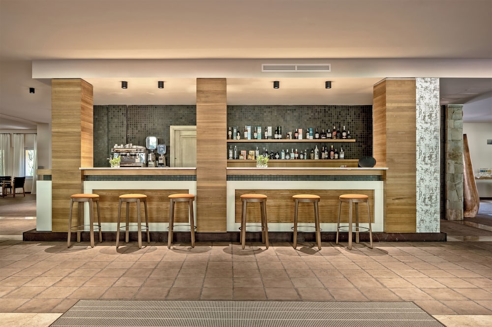Veridia Resort Sardinia, A Member Of Radisson Individuals — Restaurant & bars in Domus de Maria, Sardinia