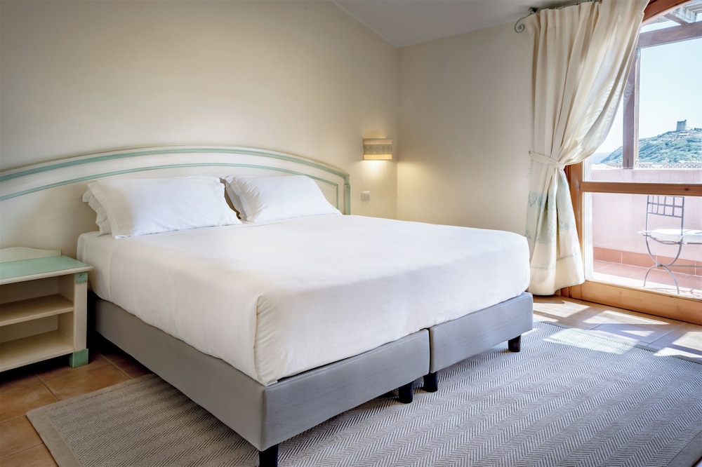 Veridia Resort Sardinia, A Member Of Radisson Individuals — Hotel rooms in Domus de Maria, Sardinia